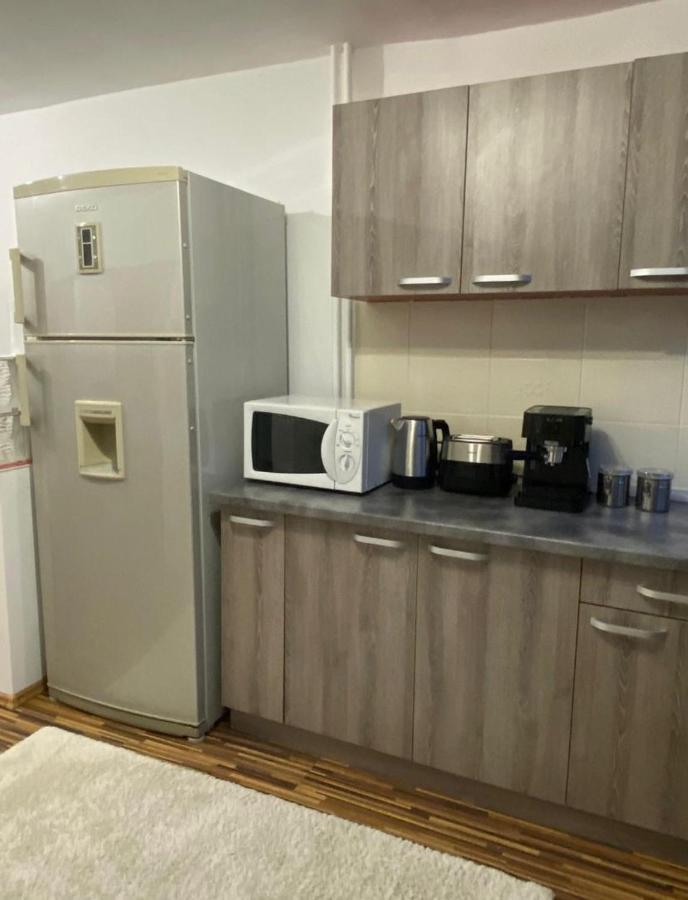 Talina Apartament Oradea Exterior photo