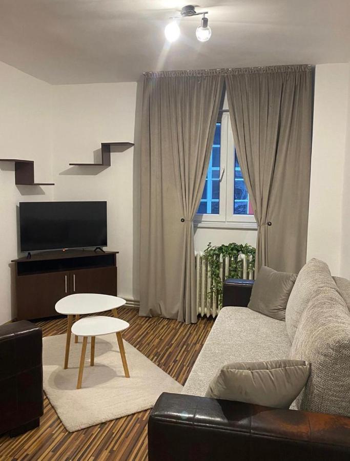 Talina Apartament Oradea Exterior photo